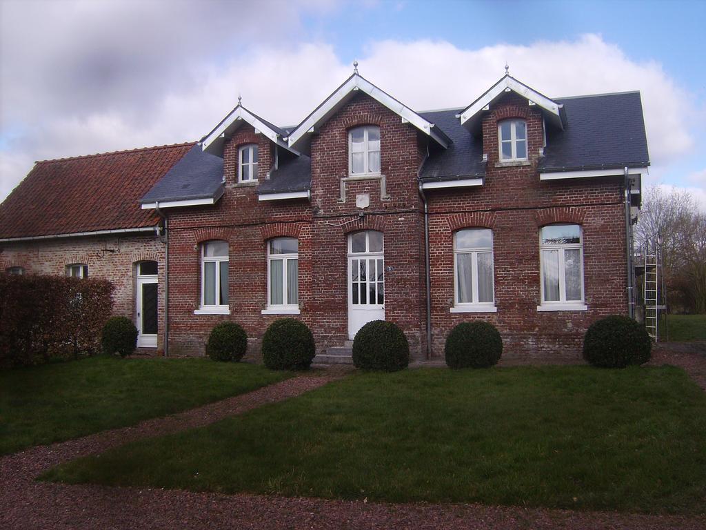 Chambres D'Hotes & Gites Du Chateau De Grand Rullecourt Eksteriør billede